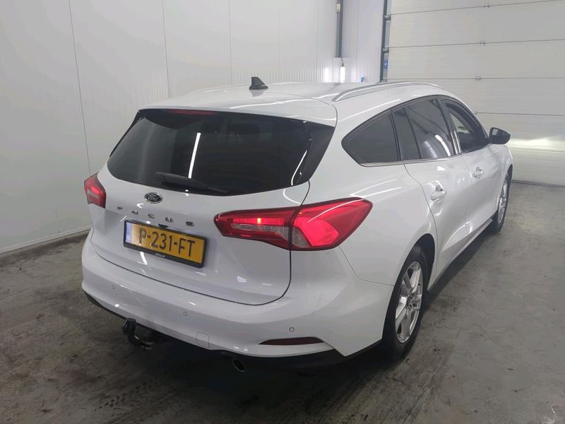 Ford Focus 1.0 EcoBoost Cool&Connect — zdjęcie 4