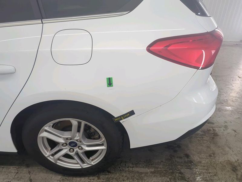 Ford Focus 1.0 EcoBoost Cool&Connect — zdjęcie 27