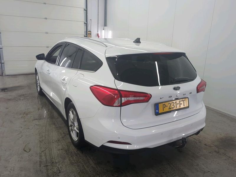 Ford Focus 1.0 EcoBoost Cool&Connect — zdjęcie 3