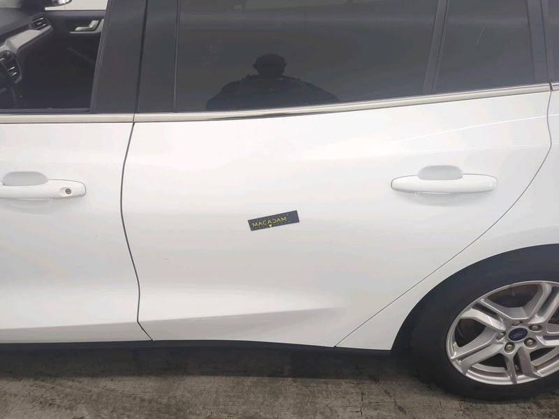 Ford Focus 1.0 EcoBoost Cool&Connect — zdjęcie 25