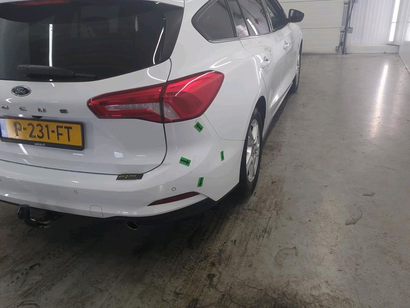 Ford Focus 1.0 EcoBoost Cool&Connect — zdjęcie 37