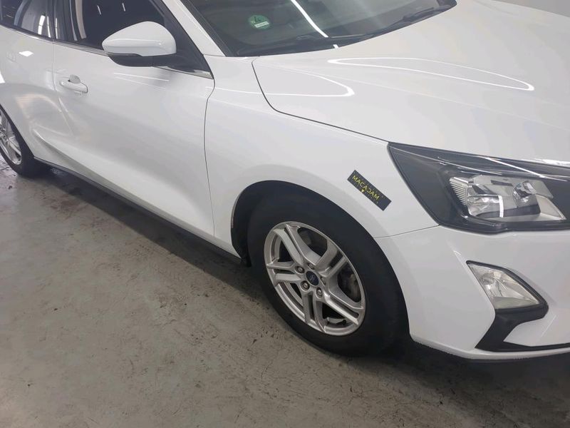 Ford Focus 1.0 EcoBoost Cool&Connect — zdjęcie 46