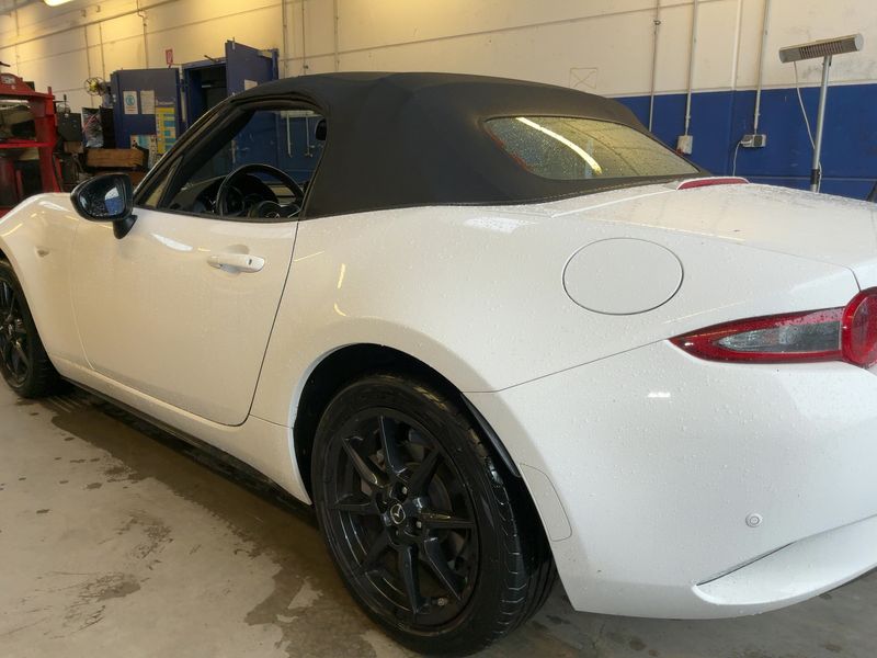 Mazda MX-5 1.5 Skyactiv-G Edition 100 — zdjęcie 3