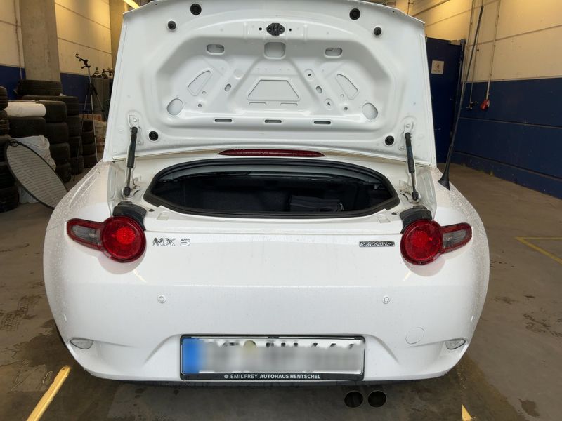 Mazda MX-5 1.5 Skyactiv-G Edition 100 — zdjęcie 10