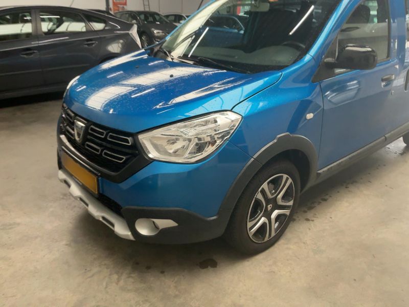 Dacia Dokker 1.2 TCe Stepway Celebration — zdjęcie 2