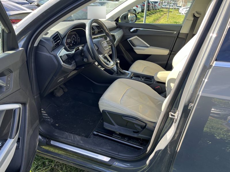 Audi Q3 40 TDI quattro Advanced — zdjęcie 27