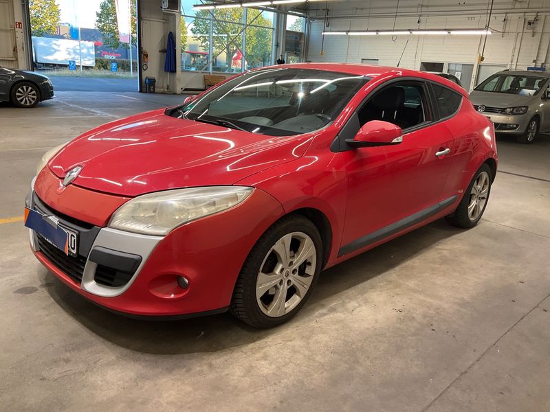 Renault Megane 1.6 Dynamique — zdjęcie 1