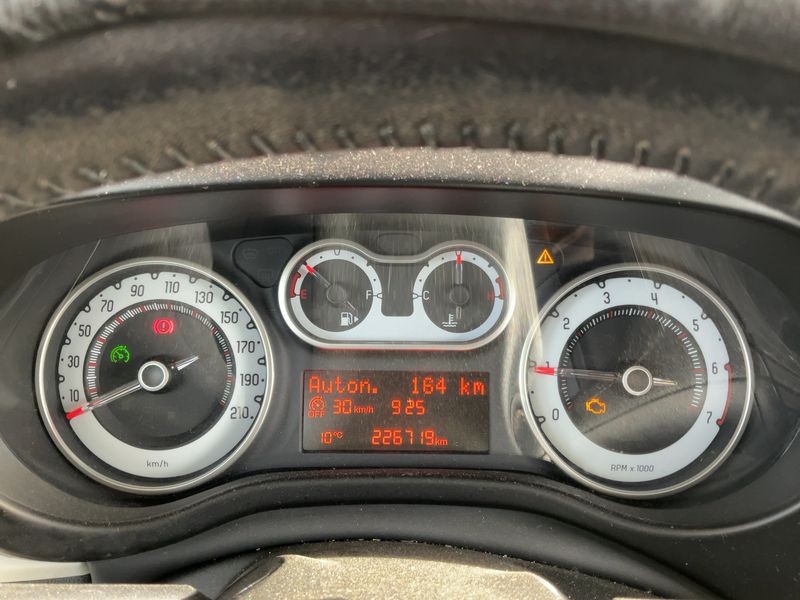 Fiat 500L 1.4 Pop Star — zdjęcie 4