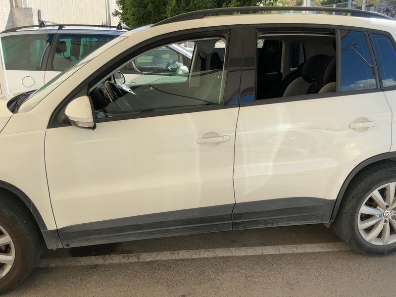 Volkswagen Tiguan 2.0 TDI T1 BlueMotion Tech — zdjęcie 4