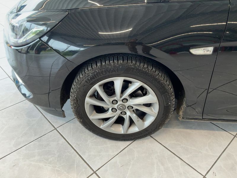 Opel Astra 1.2 Turbo Start&Stop — zdjęcie 17