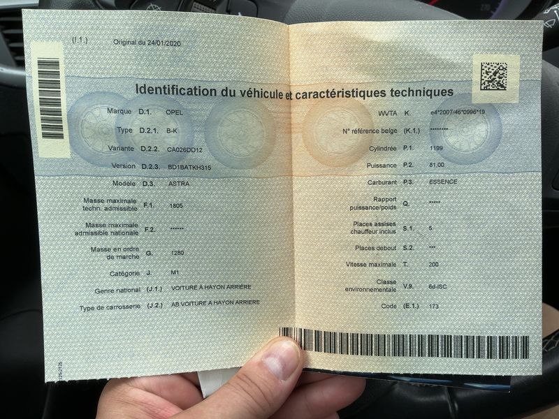 Opel Astra 1.2 Turbo Start&Stop — zdjęcie 15