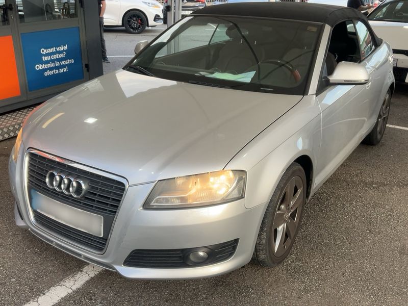 Audi A3 1.8 TFSI Ambition — zdjęcie 1