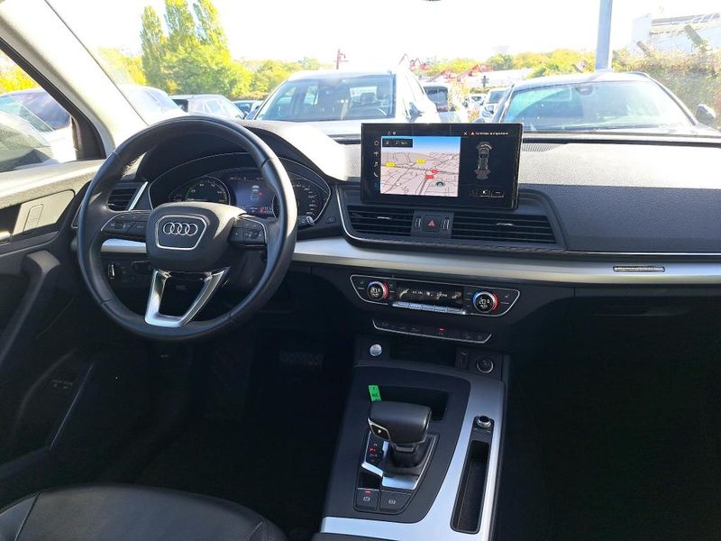 Audi Q5 50 TFSIe quattro Business Executive — zdjęcie 12