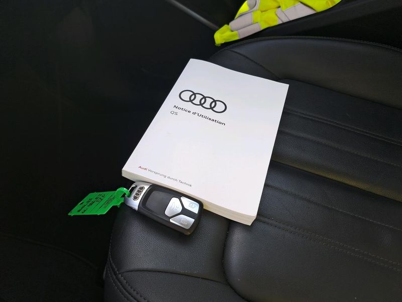 Audi Q5 50 TFSIe quattro Business Executive — zdjęcie 17
