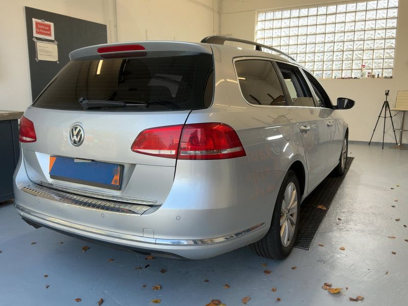 Volkswagen Passat 2.0 TDI Comfortline BlueMotion Tech — zdjęcie 6