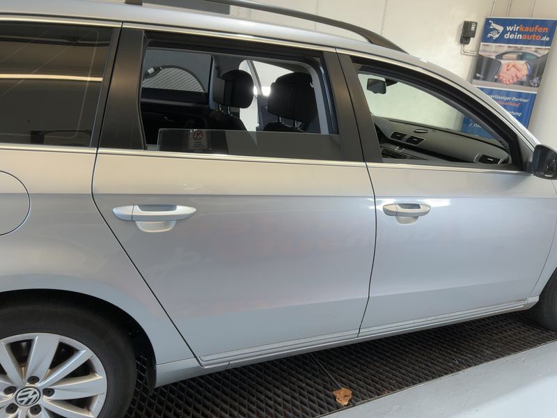 Volkswagen Passat 2.0 TDI Comfortline BlueMotion Tech — zdjęcie 7