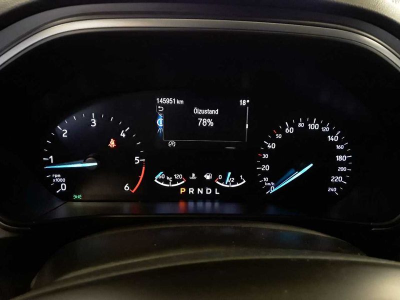 Ford Focus 1.5 TDCi EcoBlue Titanium — zdjęcie 8