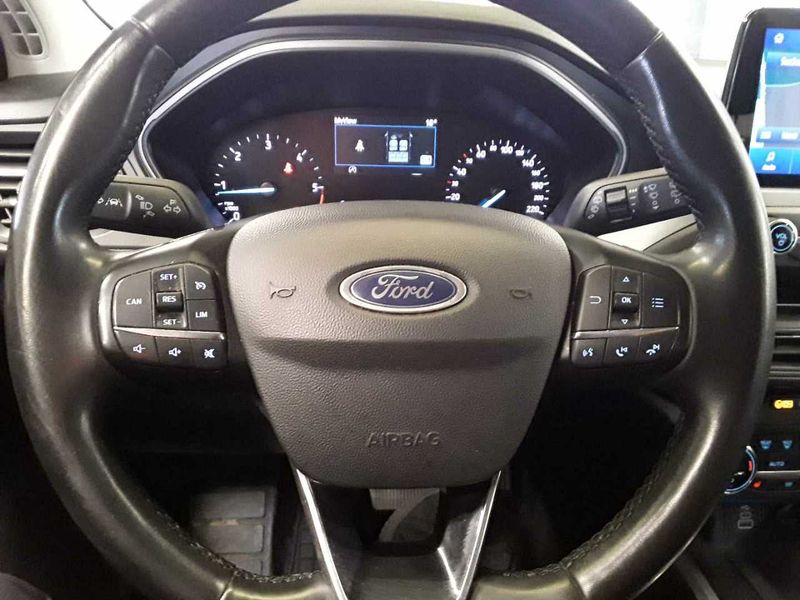 Ford Focus 1.5 TDCi EcoBlue Titanium — zdjęcie 27