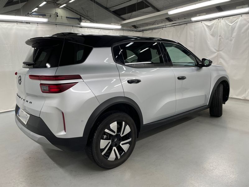 Opel Frontera electric drive 83 kW GS — zdjęcie 3