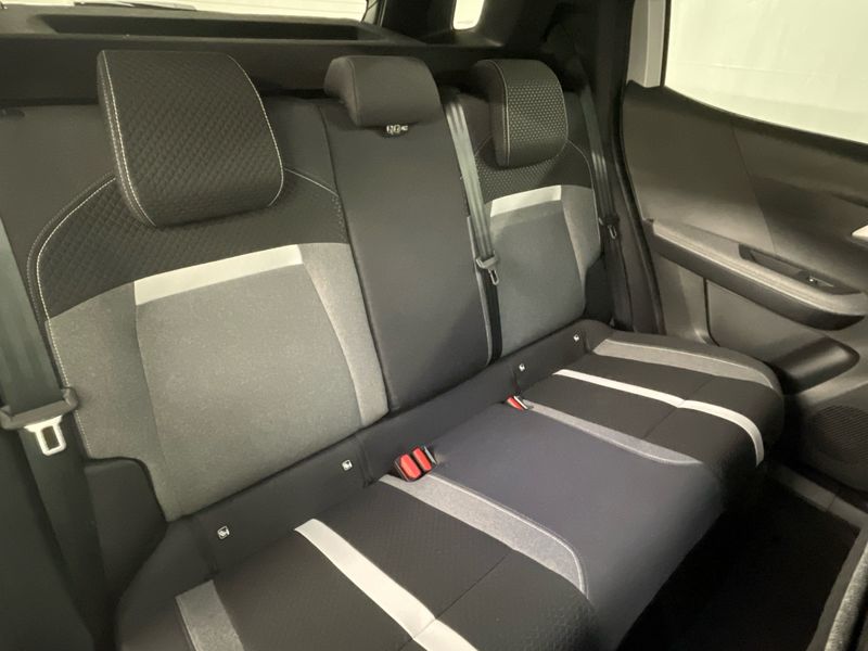 Opel Frontera electric drive 83 kW GS — zdjęcie 9