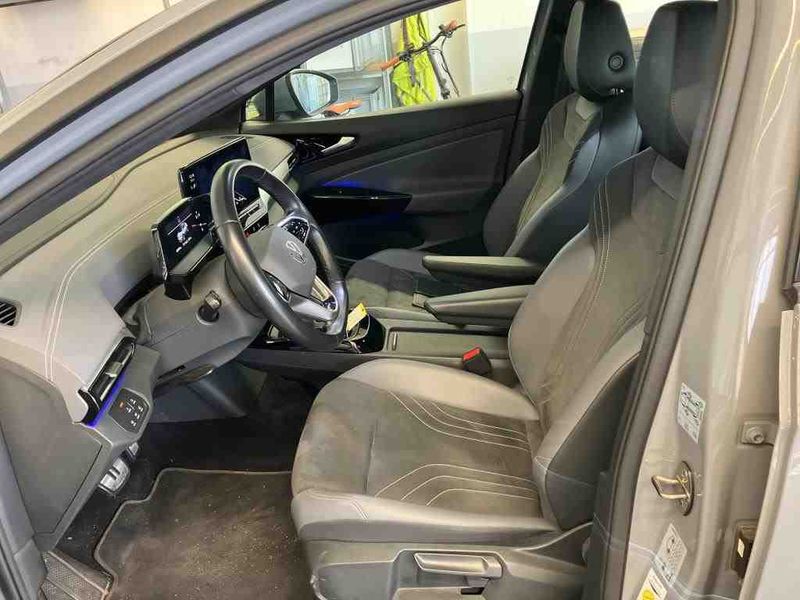 Volkswagen ID.4 electric drive 150 kW Pro Performance mit Infotainment-Paket — zdjęcie 5
