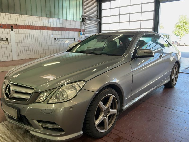 Mercedes-Benz E-Klasse E 350 CDI BlueEfficiency Avantgarde — zdjęcie 2