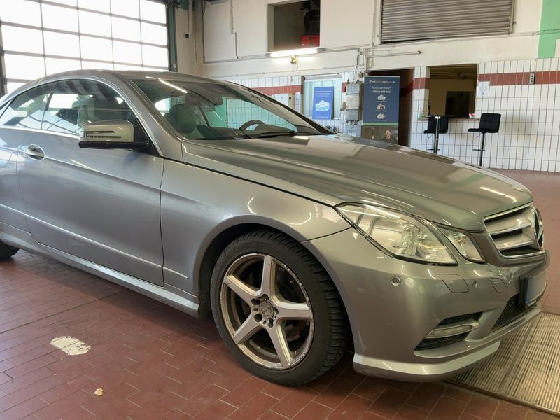 Mercedes-Benz E-Klasse E 350 CDI BlueEfficiency Avantgarde — zdjęcie 8