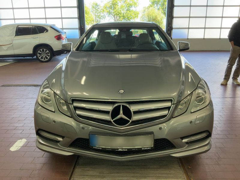 Mercedes-Benz E-Klasse E 350 CDI BlueEfficiency Avantgarde — zdjęcie 9