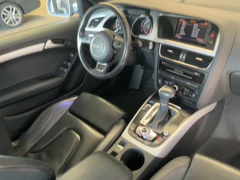 Audi A5 1.8 TFSI — zdjęcie 12
