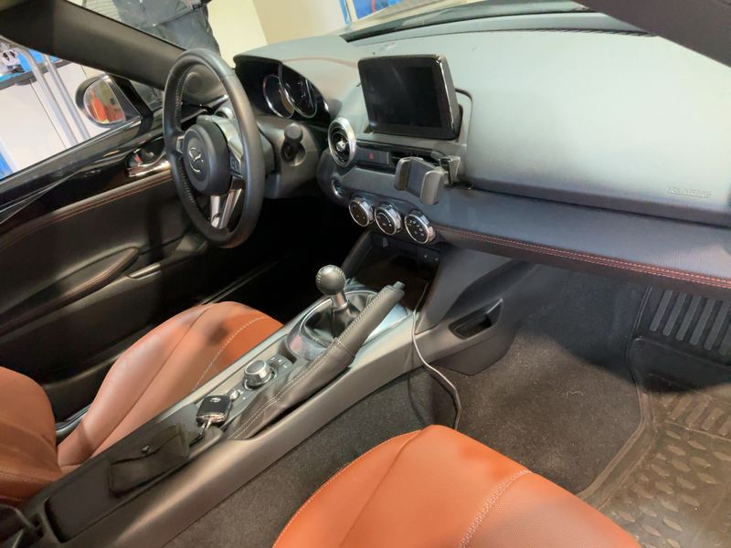 Mazda MX-5 2.0 Skyactiv-G Kazari — zdjęcie 11