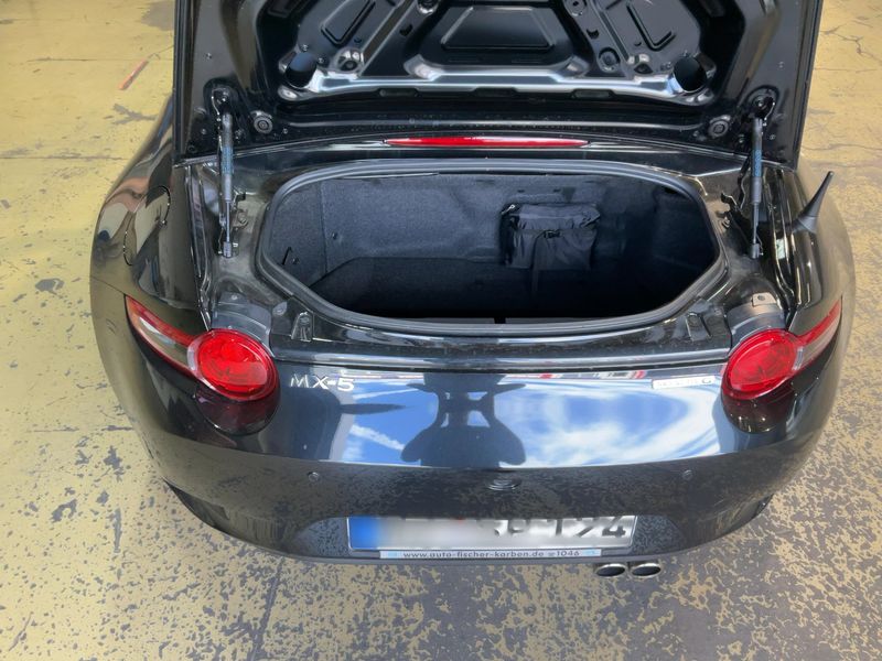 Mazda MX-5 2.0 Skyactiv-G Kazari — zdjęcie 10