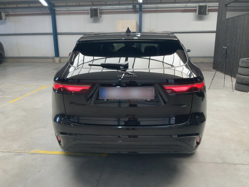 Jaguar F-Pace P400 Mild-Hybrid R-Dynamic Black AWD — zdjęcie 5