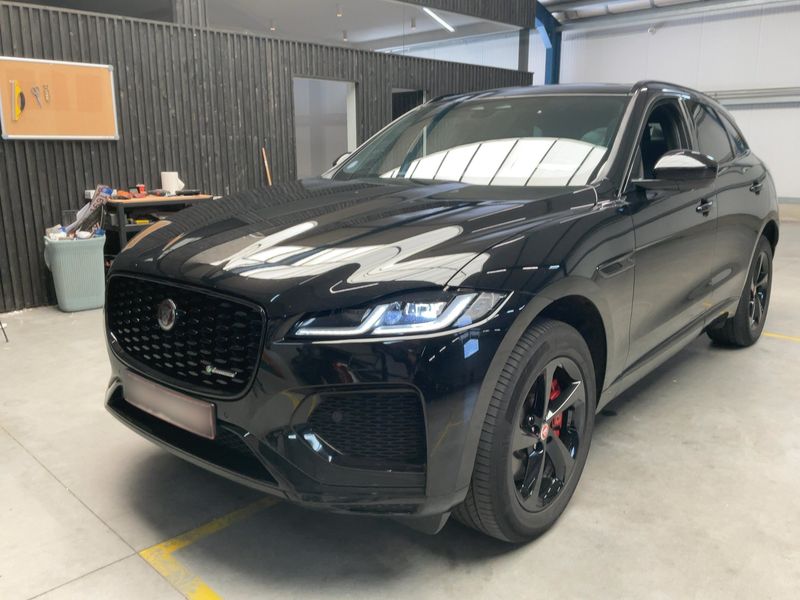 Jaguar F-Pace P400 Mild-Hybrid R-Dynamic Black AWD — zdjęcie 2