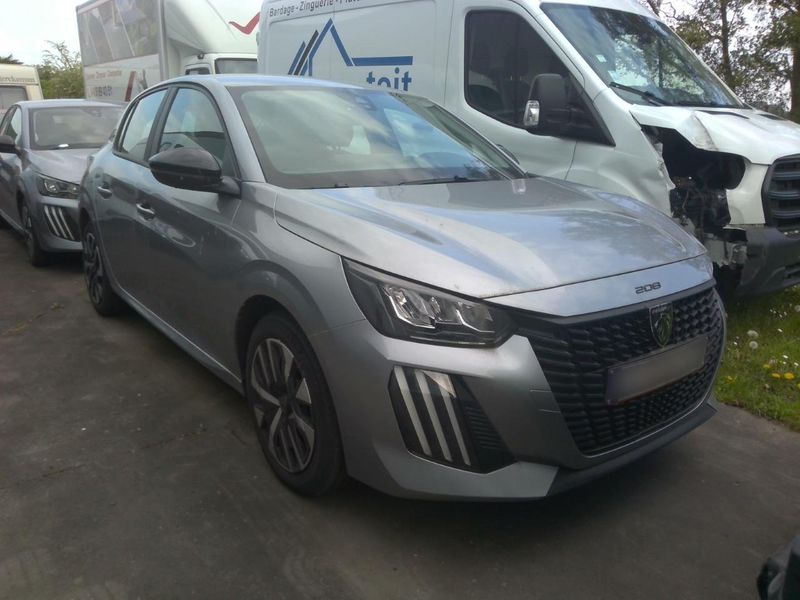 Peugeot 208 1.2 PureTech Style — zdjęcie 4
