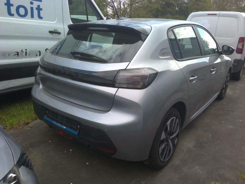 Peugeot 208 1.2 PureTech Style — zdjęcie 3
