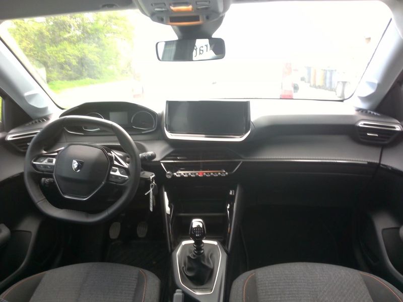 Peugeot 208 1.2 PureTech Style — zdjęcie 7