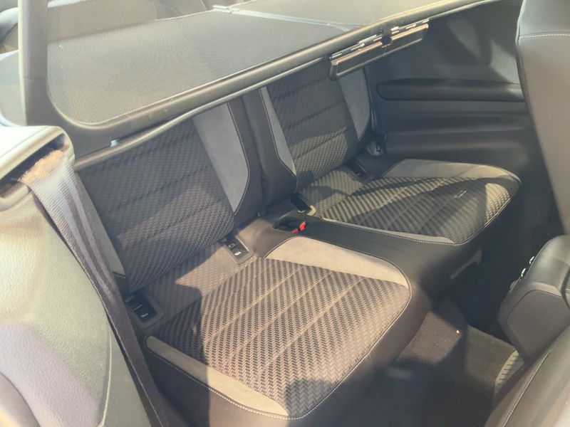 Volkswagen T-Roc 1.5 TSI ACT R-Line — zdjęcie 14