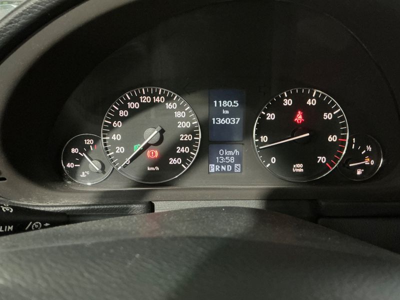 Mercedes-Benz C-Klasse C 180 Kompressor — zdjęcie 13