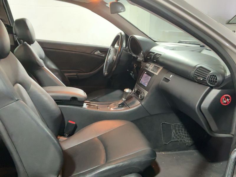 Mercedes-Benz C-Klasse C 180 Kompressor — zdjęcie 11
