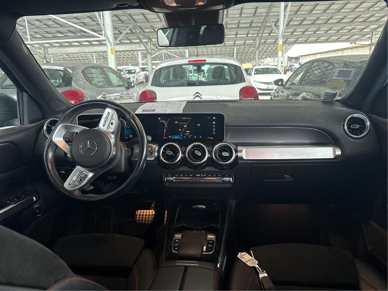 Mercedes-Benz GLB-Klasse GLB 220 d 4Matic AMG Line — zdjęcie 5