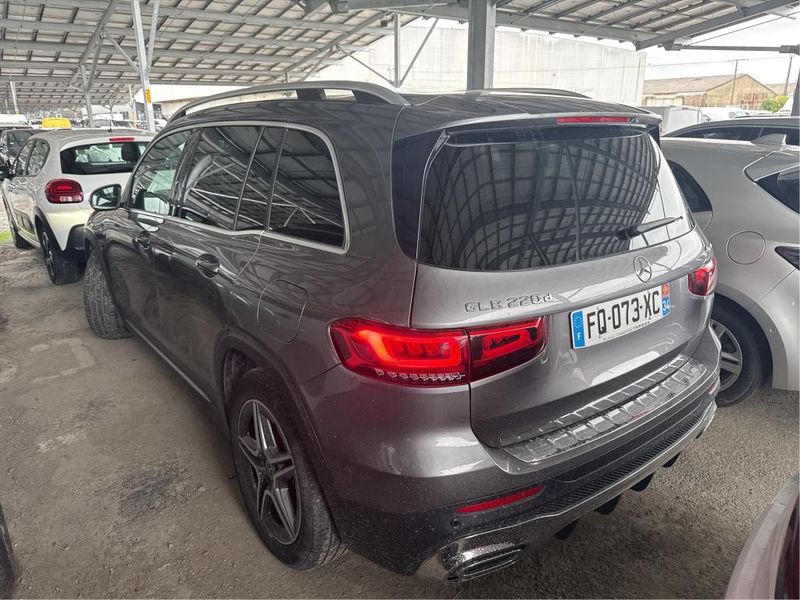 Mercedes-Benz GLB-Klasse GLB 220 d 4Matic AMG Line — zdjęcie 3