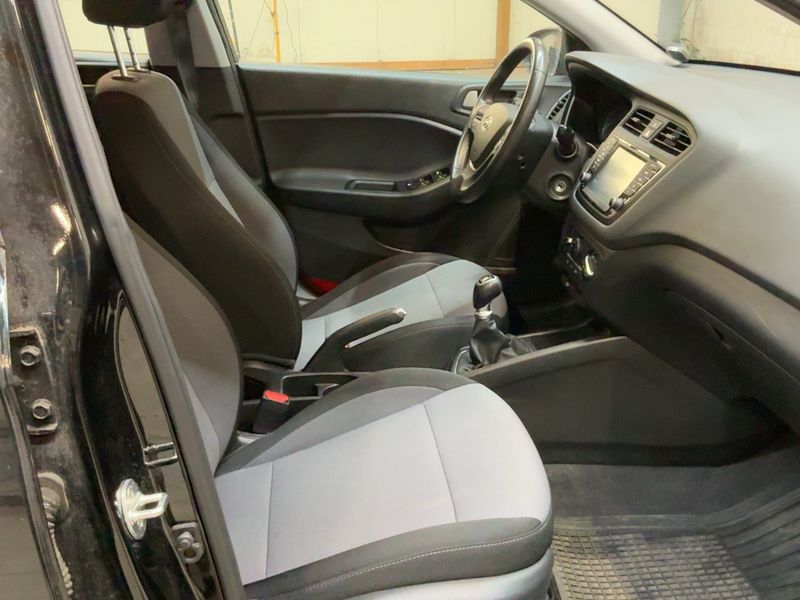 Hyundai i20 1.2 Style — zdjęcie 11