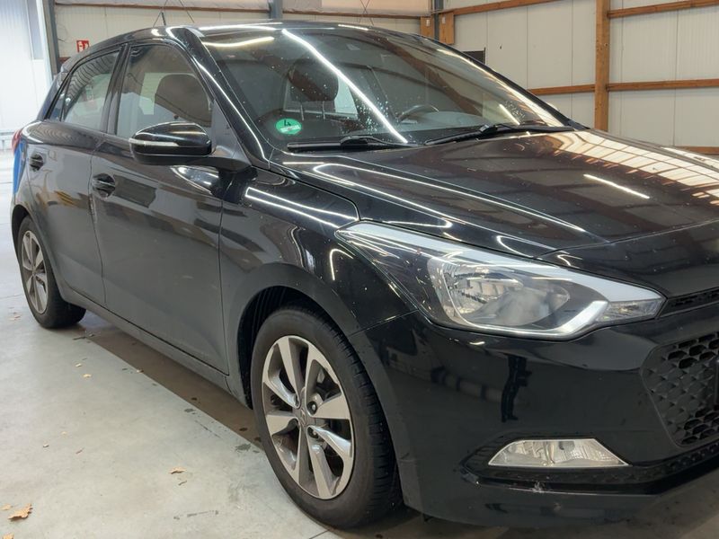 Hyundai i20 1.2 Style — zdjęcie 8