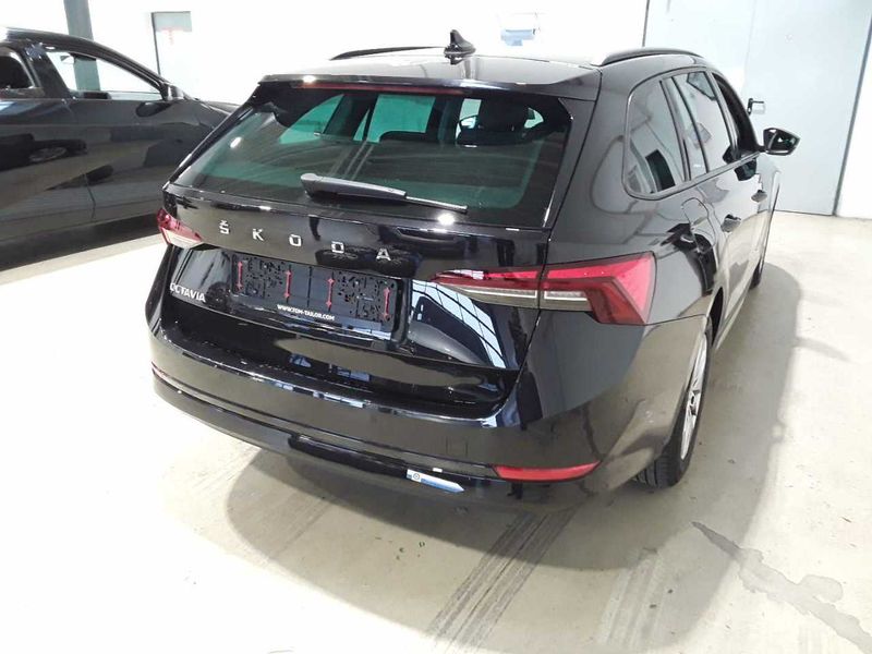 Skoda Octavia 2.0 TDI Ambition — zdjęcie 29