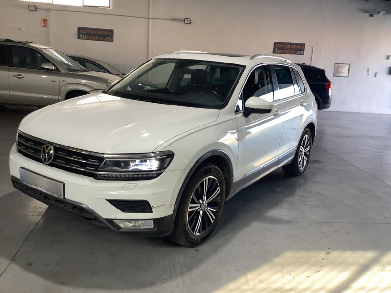 Volkswagen Tiguan 2.0 TDI Sport 4Motion BlueMotion Tech — zdjęcie 1