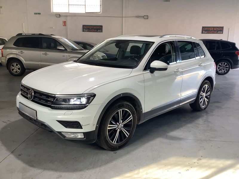 Volkswagen Tiguan 2.0 TDI Sport 4Motion BlueMotion Tech — zdjęcie 2