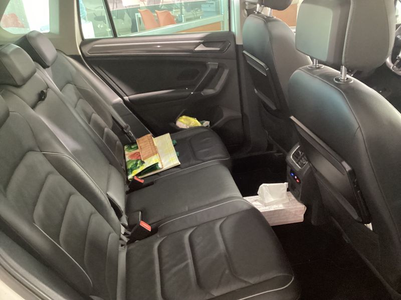 Volkswagen Tiguan 2.0 TDI Sport 4Motion BlueMotion Tech — zdjęcie 14