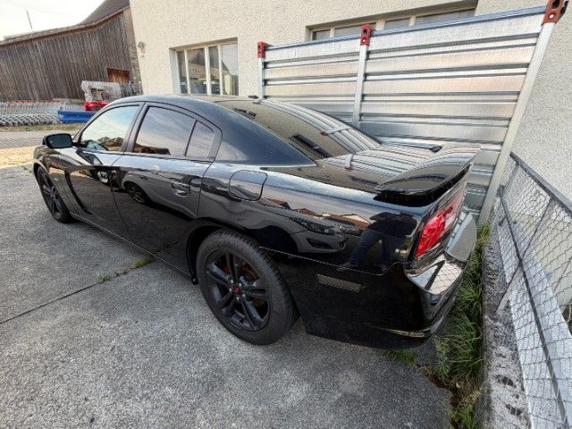 Dodge USA Charger 5.7 V8 HEMI R/T