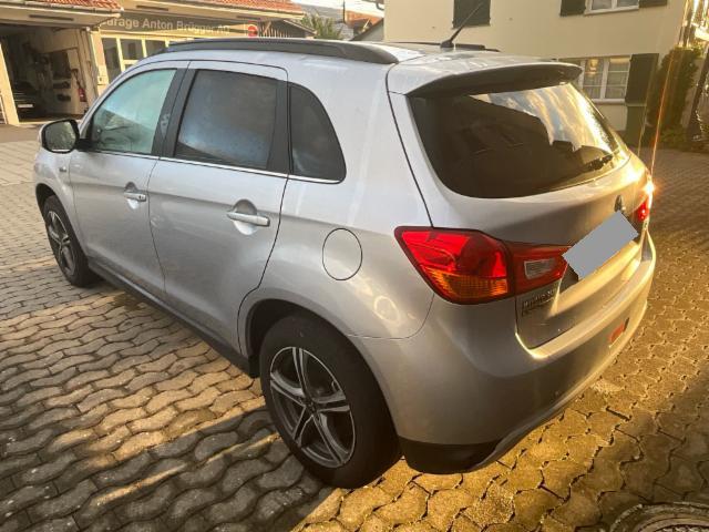 Mitsubishi ASX 1.8 DID Invite 4x4 — zdjęcie 7