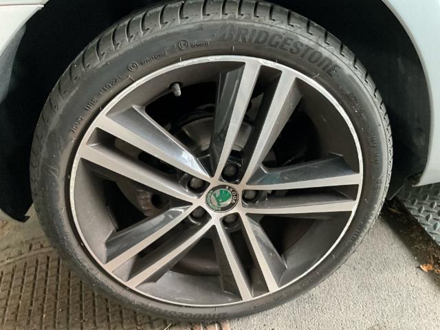 Skoda Rapid Spaceback 1.2 TSI Ambition — zdjęcie 12